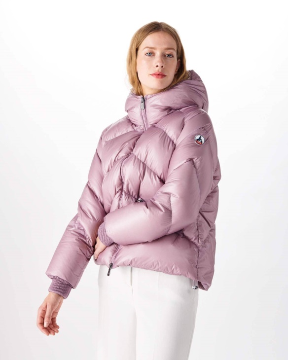 Violette Daunenjacke Mit Extrem Kalter Kapuze Stellar Jott